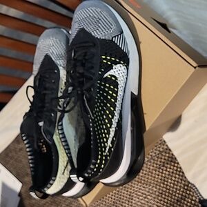 Nike flyknit  Air racer